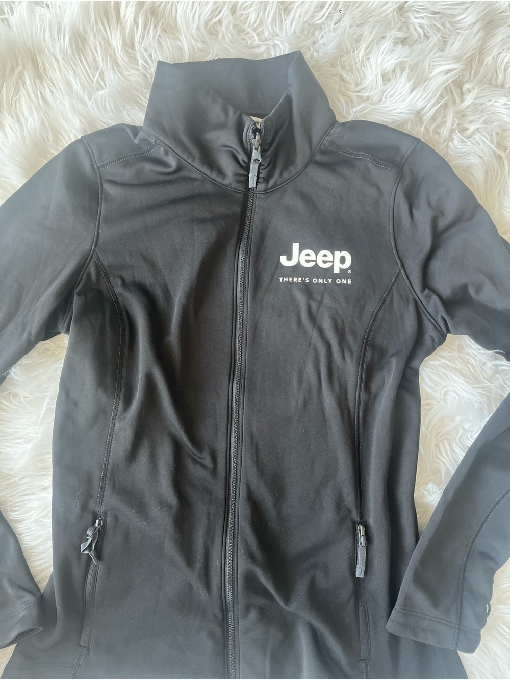 Jeep Women's Black Jacket NEW WITHOUT TAGS - Picture 3 of 3